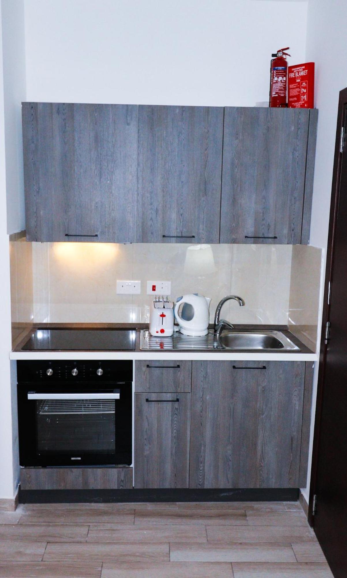 Napoli Suites Studios Aparthotel Saint Julian's Bagian luar foto
