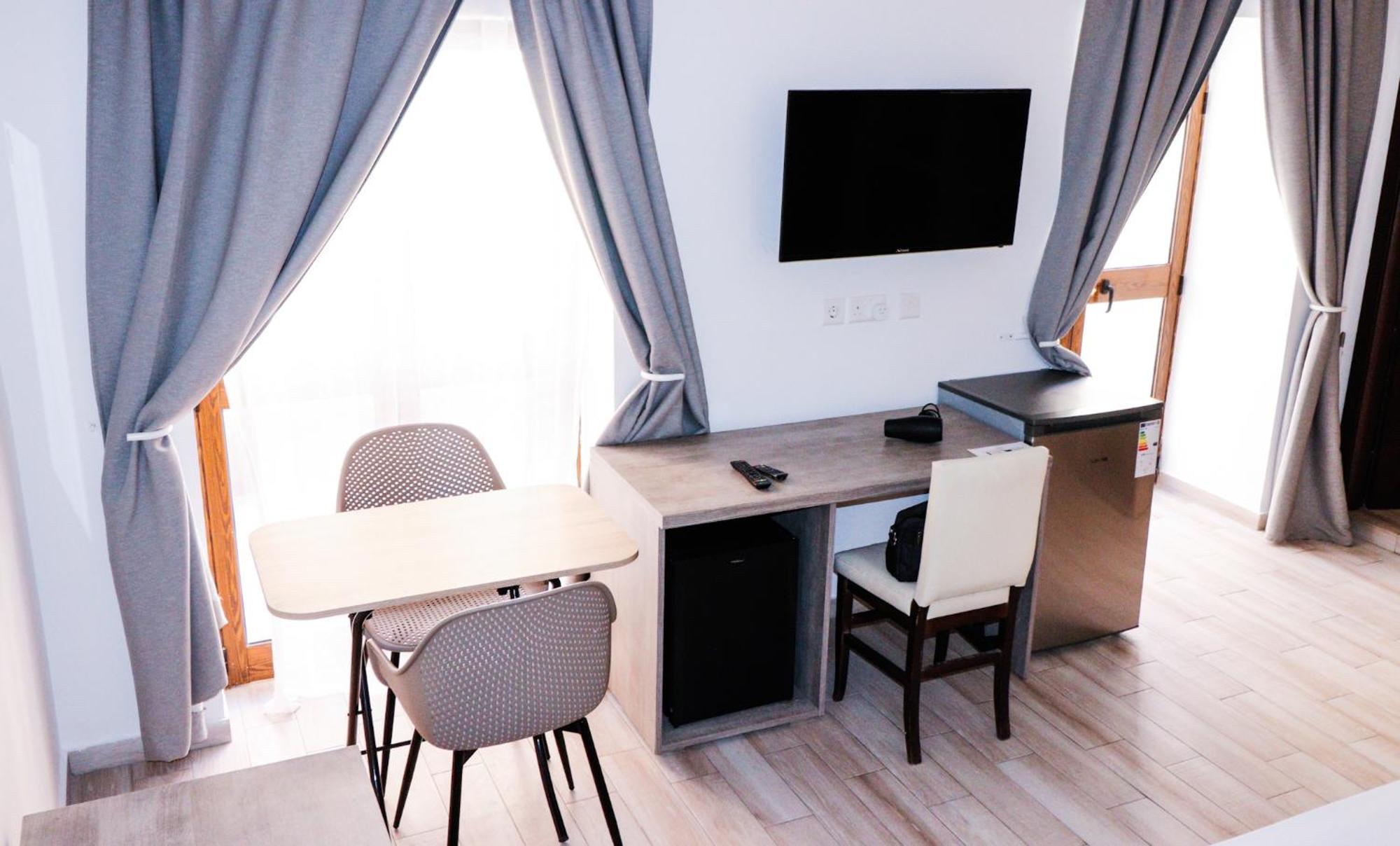 Napoli Suites Studios Aparthotel Saint Julian's Bagian luar foto