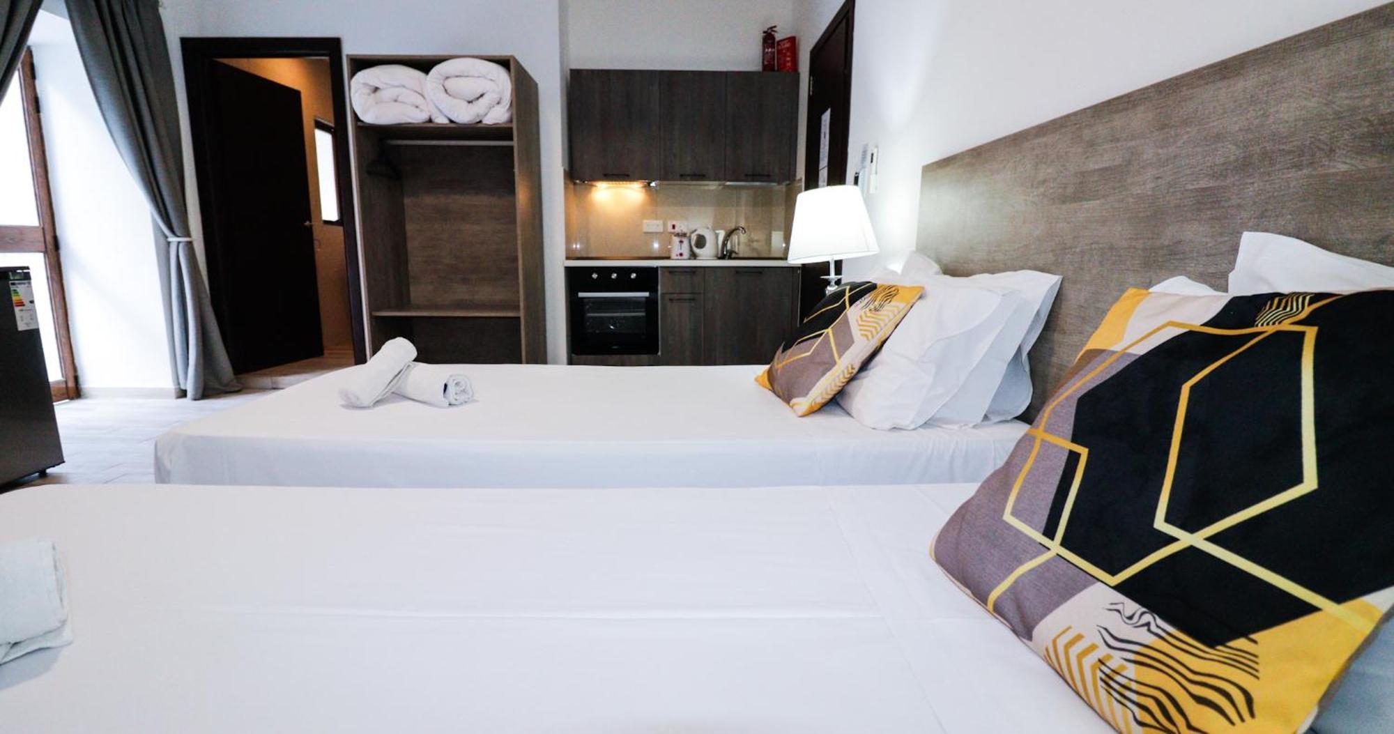 Napoli Suites Studios Aparthotel Saint Julian's Bagian luar foto