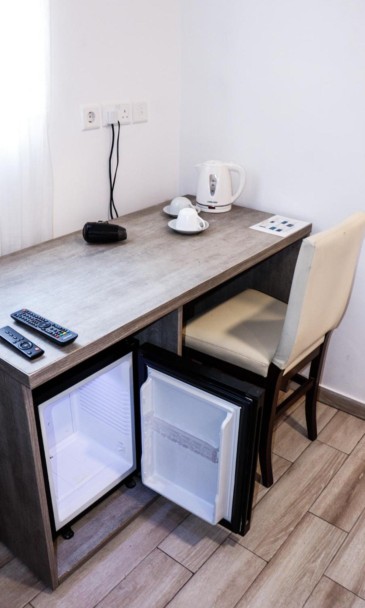 Napoli Suites Studios Aparthotel Saint Julian's Bagian luar foto