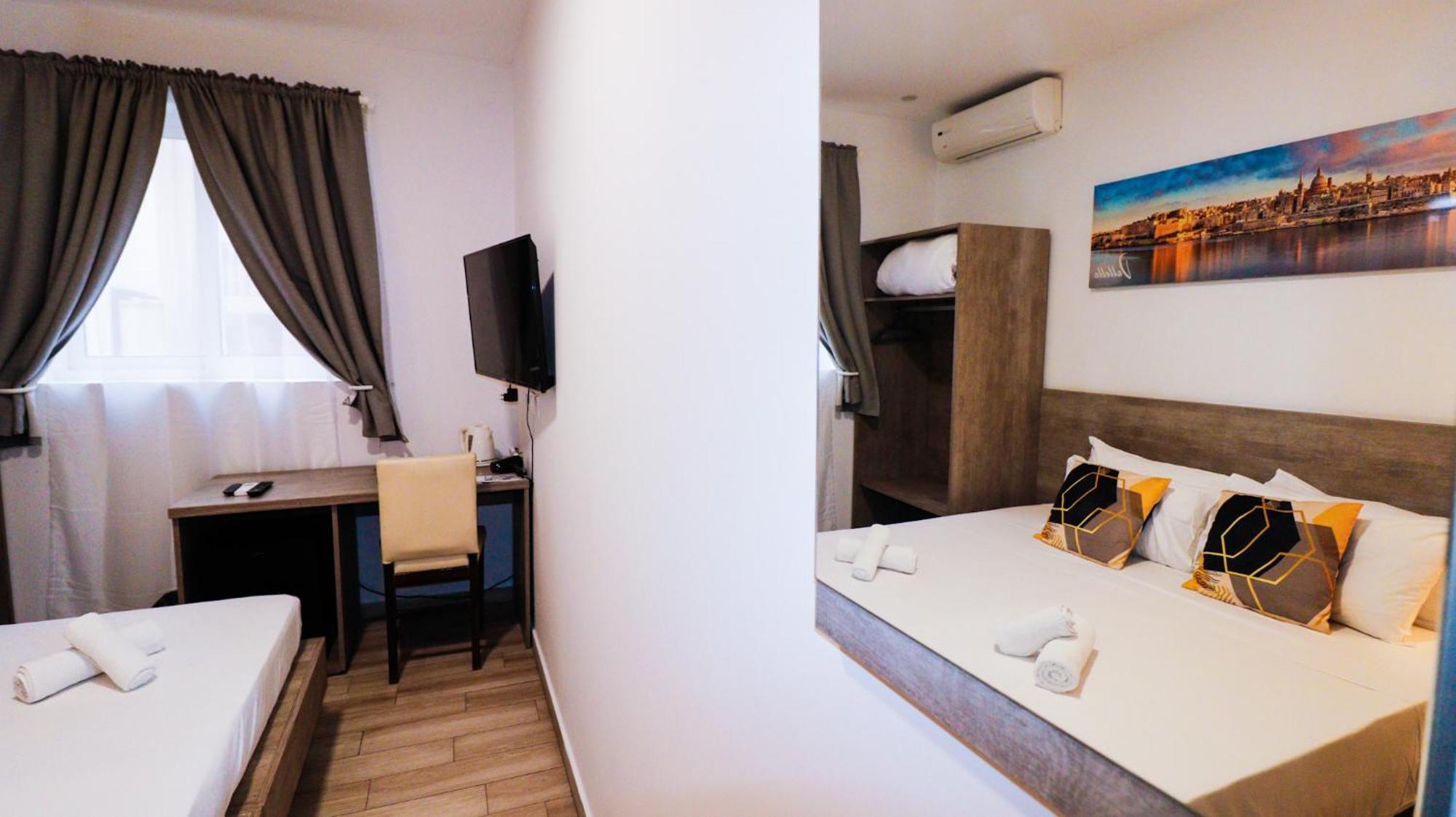 Napoli Suites Studios Aparthotel Saint Julian's Bagian luar foto