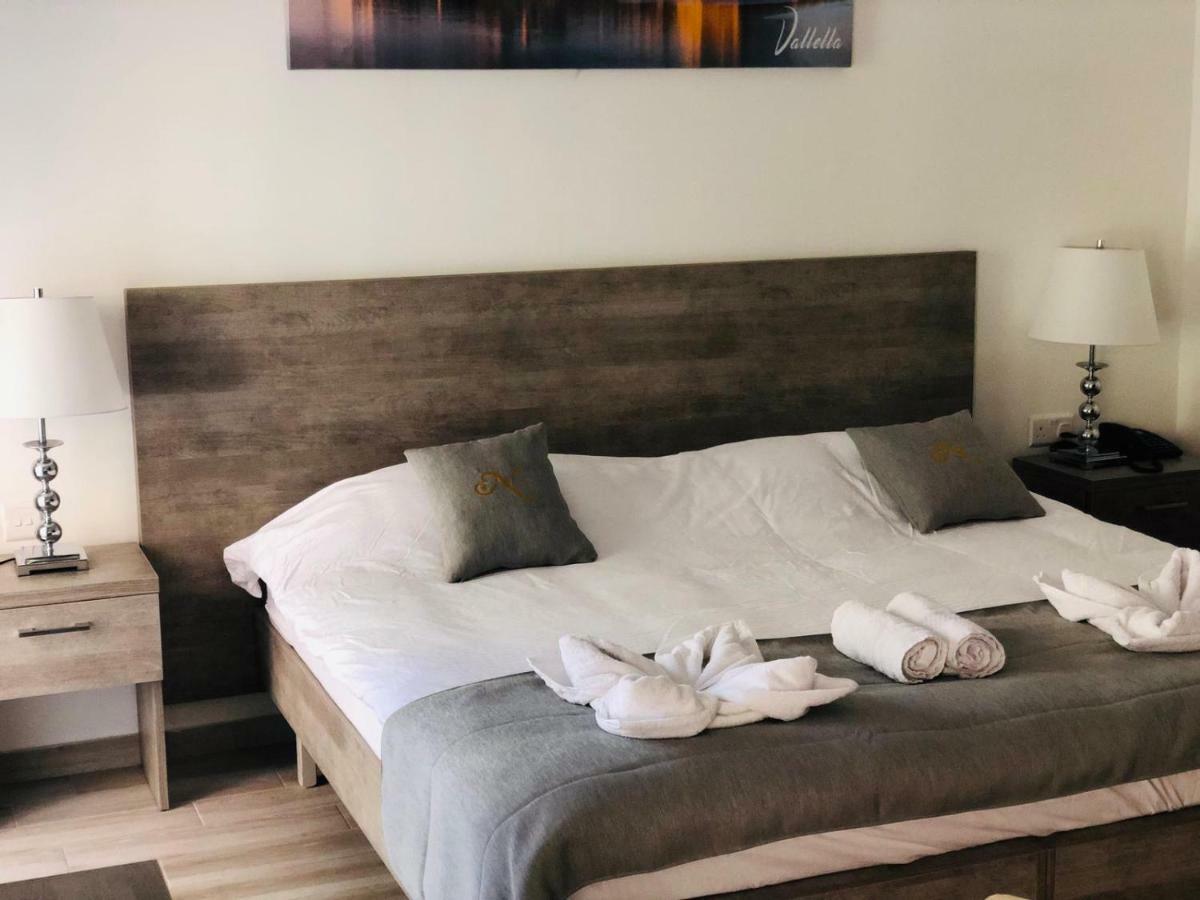 Napoli Suites Studios Aparthotel Saint Julian's Bagian luar foto